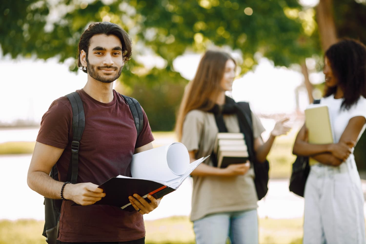 PharmD In The USA Or A UK Pharmacy Master's: Which Route Fits You?